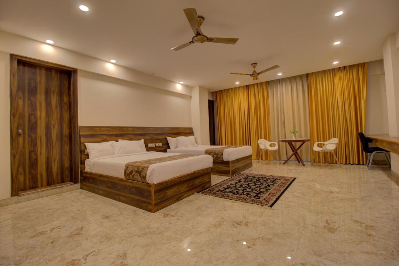 Greenstones Boutique Hotel Nashik Exterior photo